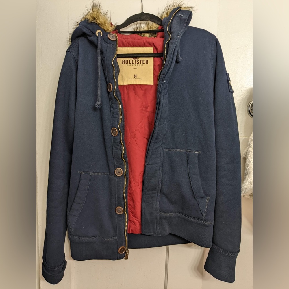 Hollister Men’s Jacket w/ Fur